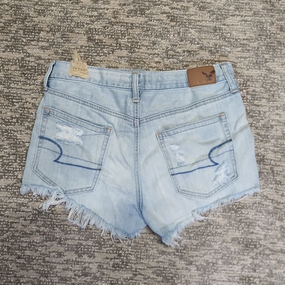 American Eagle high rise denim shorts - Picture 3 of 9